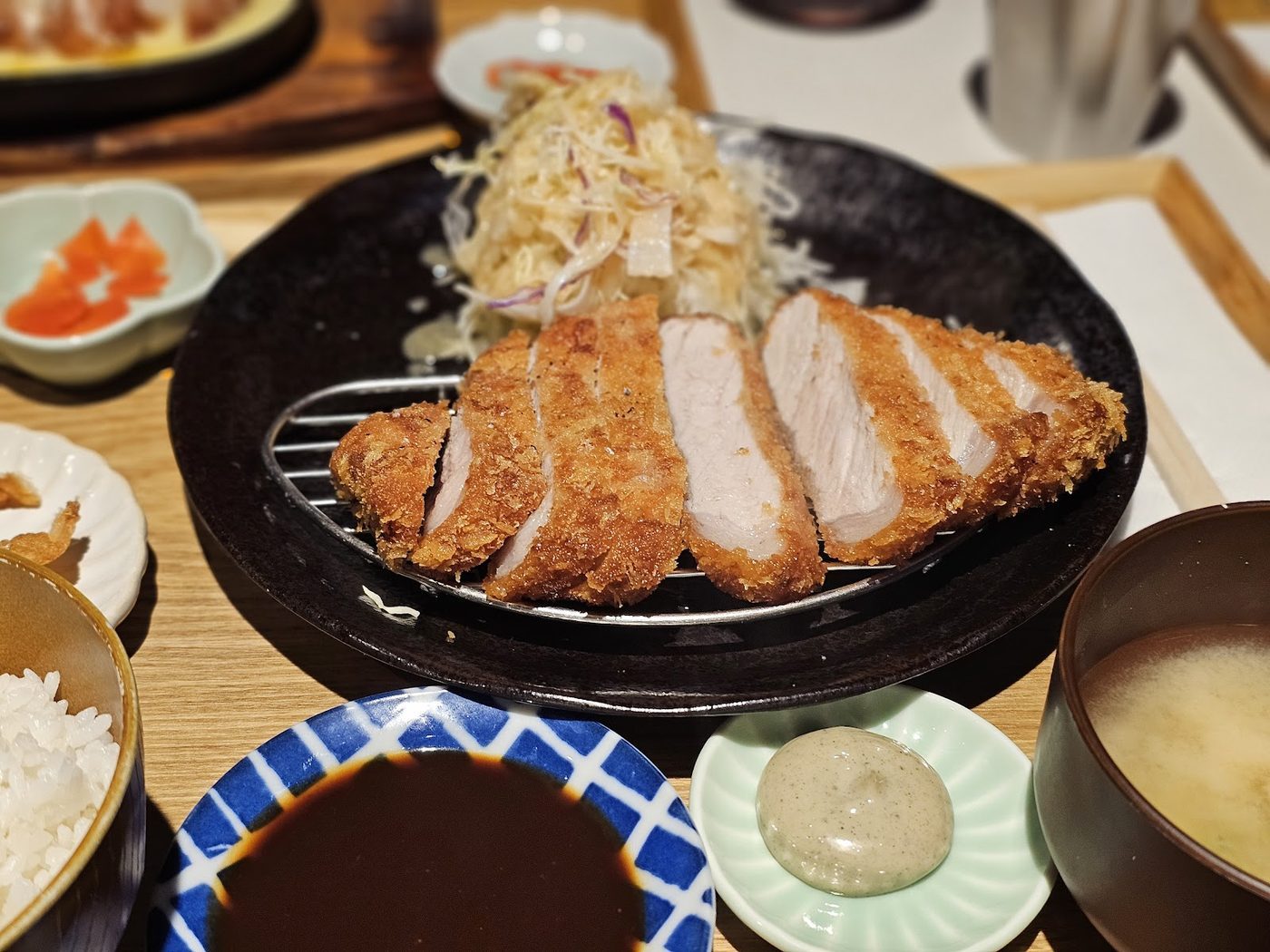 Katsu katsu listing photograph 03